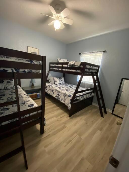 Beach House With Ocean View Surfside Beach Bagian luar foto