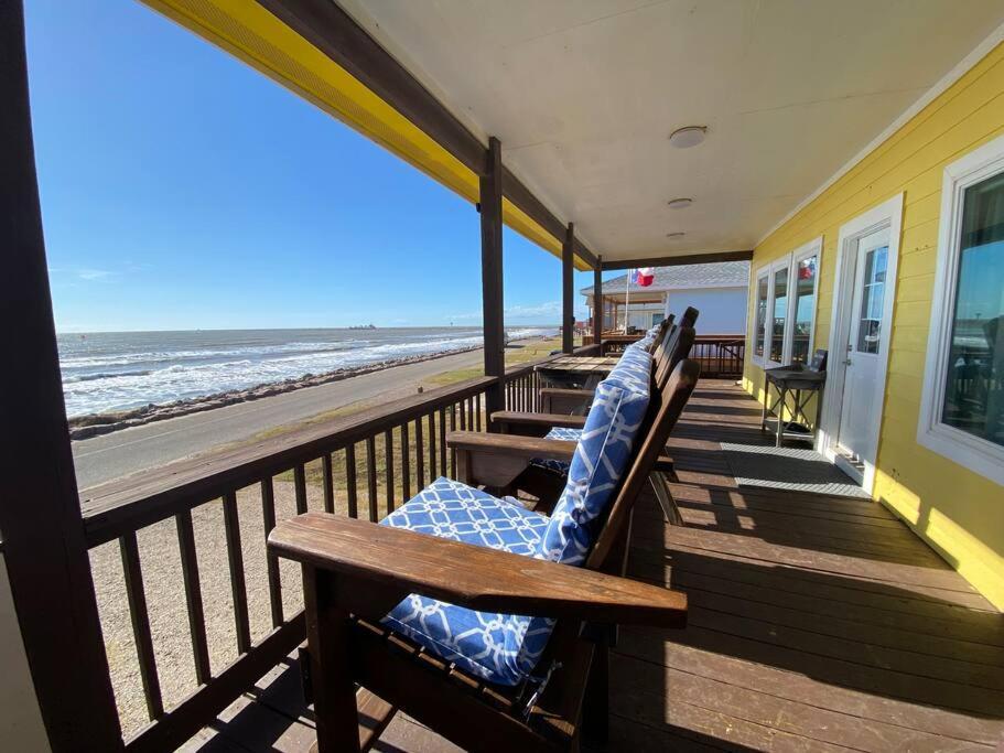 Beach House With Ocean View Surfside Beach Bagian luar foto