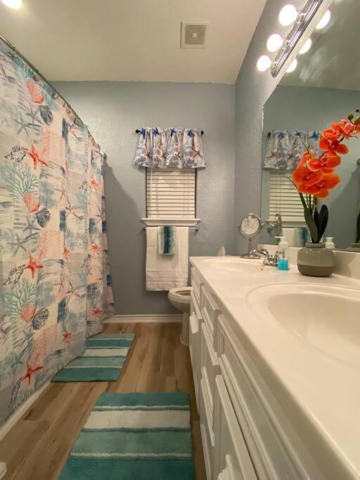 Beach House With Ocean View Surfside Beach Bagian luar foto